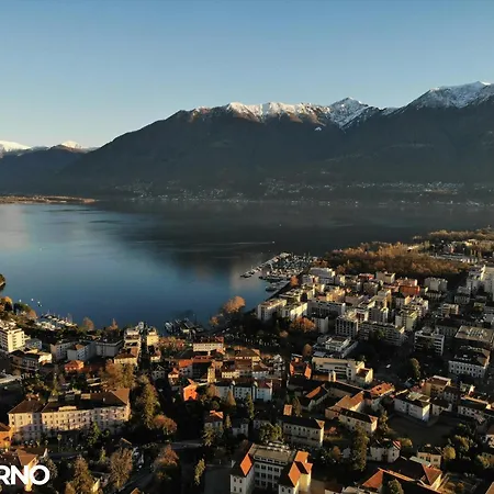 Apartment Center - Free Parking, Netflix And Wi-fi *